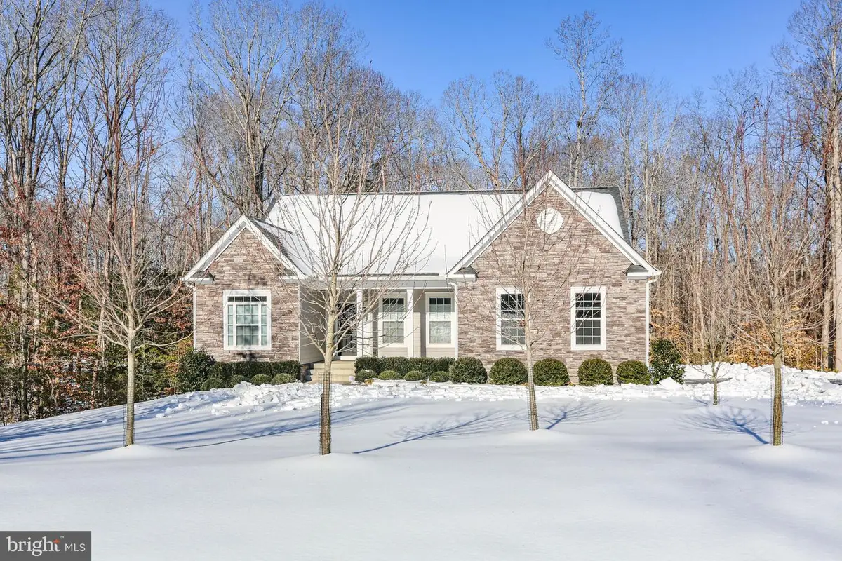 8005 Ashford Dr, Fredericksburg, VA 22407 - #1