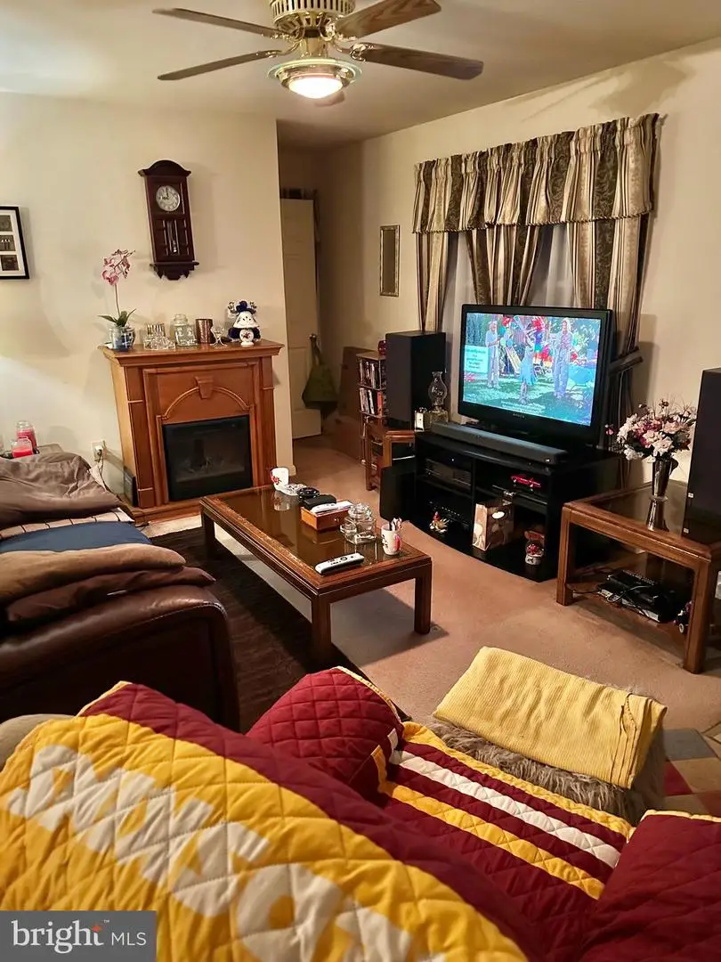 13319 W Catharpin Rd, Spotsylvania, VA 22553 - Image #2