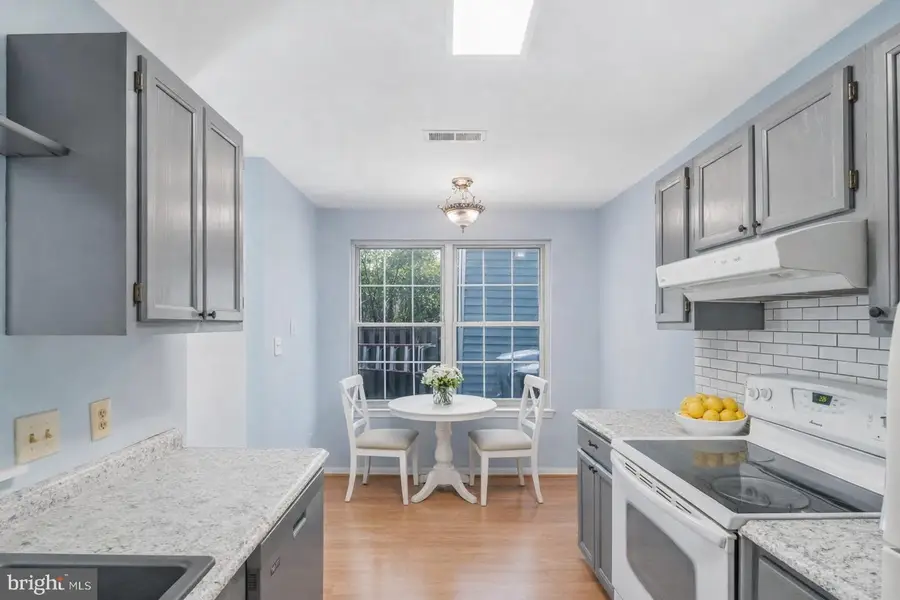 11205 Kensington Pl, Fredericksburg, VA 22407 - #3