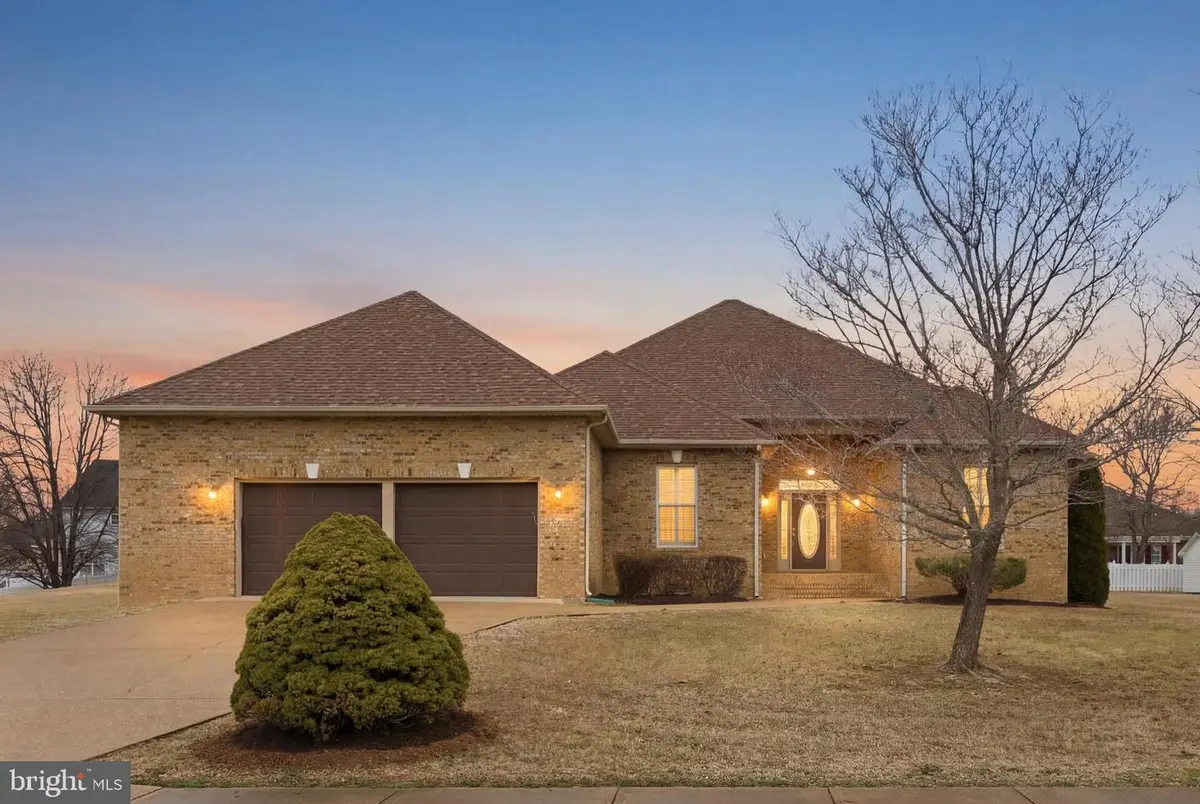 6909 Tower Of London Dr, Fredericksburg, VA 22407 - #1