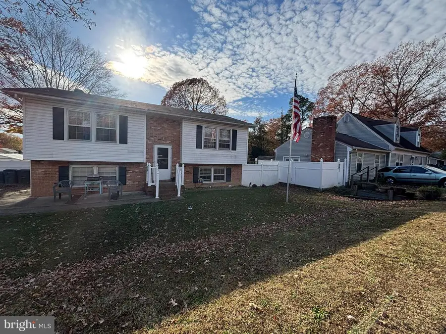 6001 Massaponax Dr, Fredericksburg, VA 22407 - #2