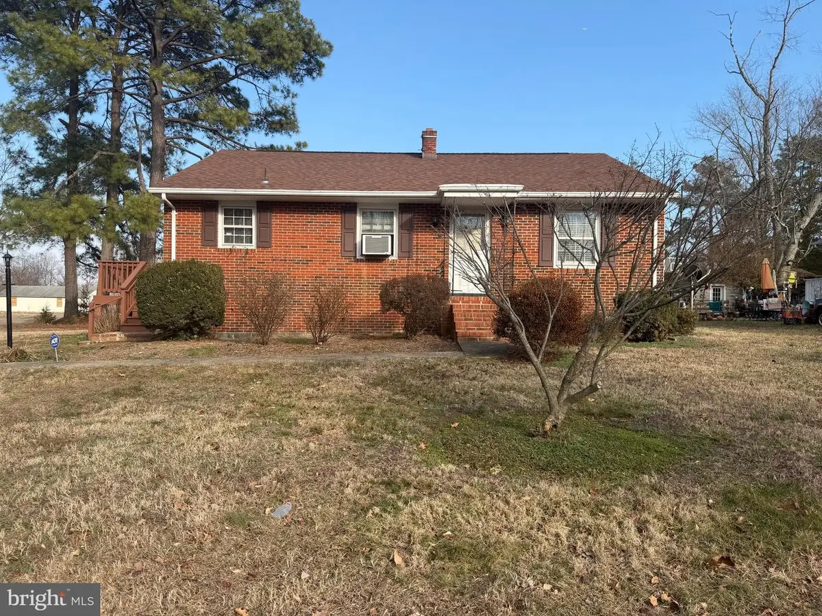 1145 Bernstein Rd, Fredericksburg, VA 22407 - #1