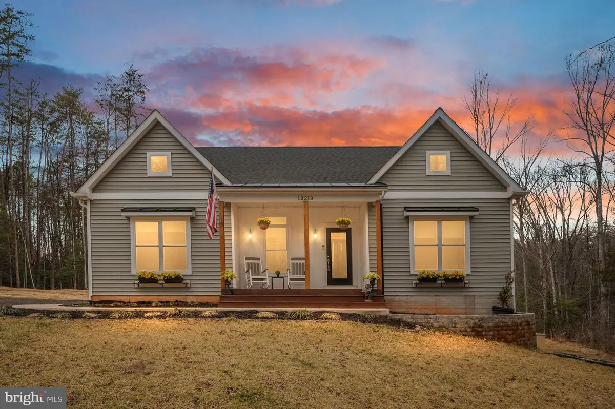 13218 Scotten Dr, Fredericksburg, VA 22407 - #1