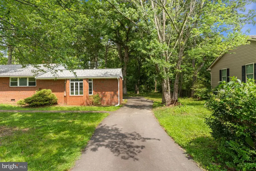 12103 Andora Dr, Fredericksburg, VA 22407 - #2