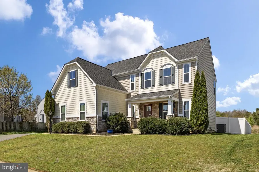 10420 Napoleon St, Fredericksburg, VA 22408 - #2