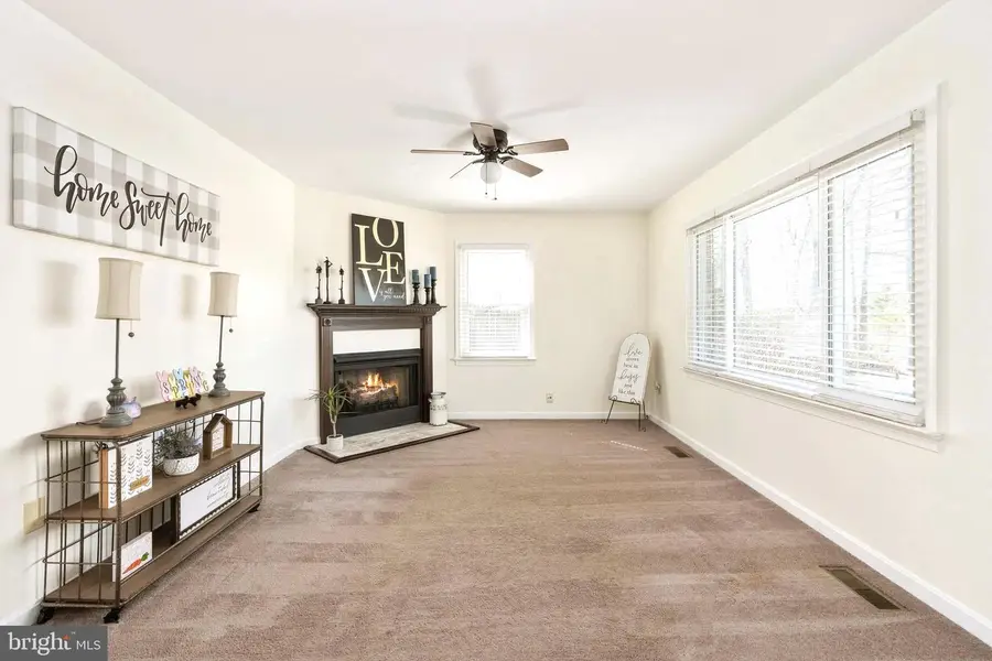 5527 Smith Station Rd, Fredericksburg, VA 22407 - #3