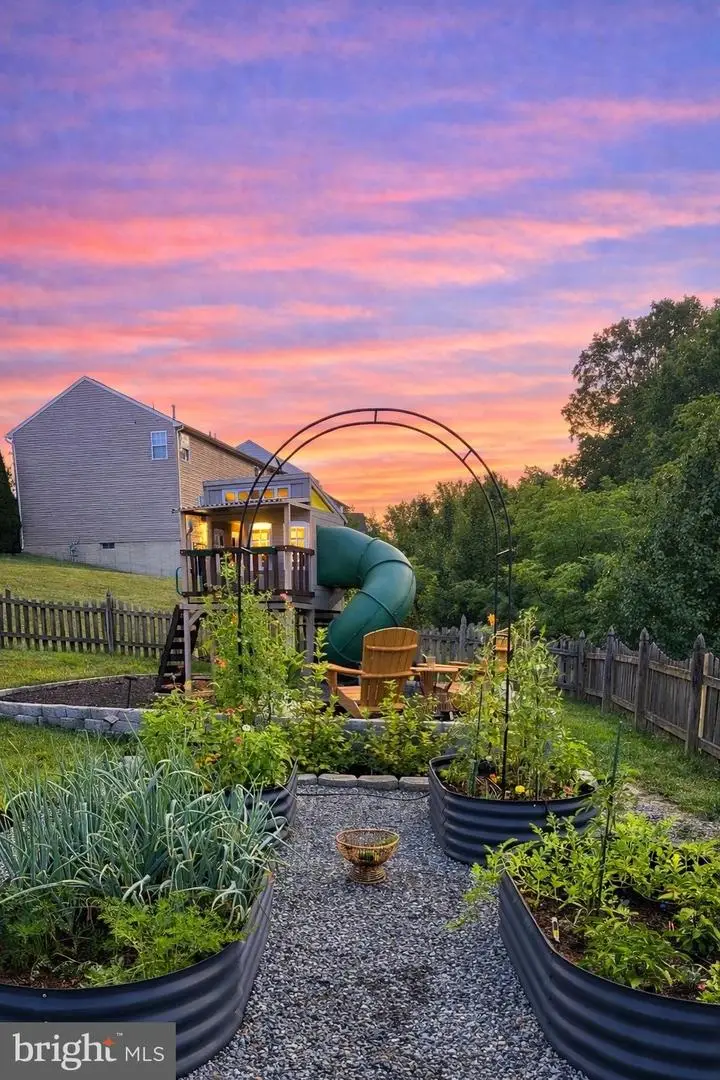 9529 Laurel Oak Dr, Fredericksburg, VA 22407 - #2