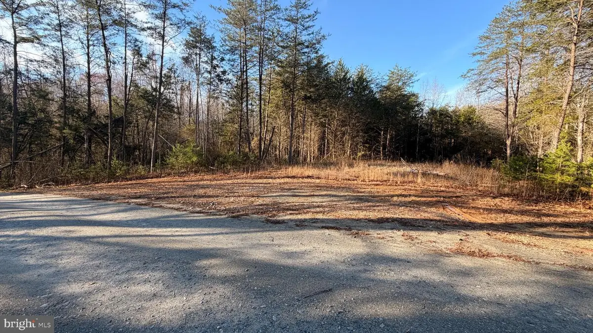 11415 Honor Ridge Trl, Spotsylvania, VA 22551 - #1