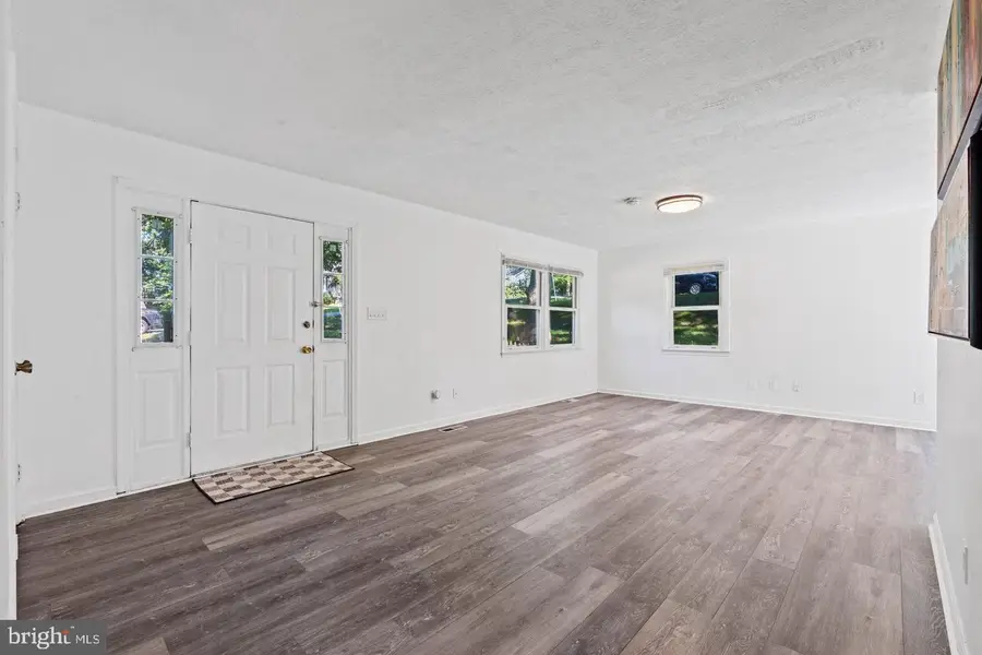 11827 Rutherford Dr, Fredericksburg, VA 22407 - #2