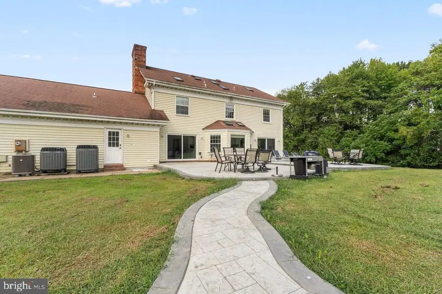 19 Twin Springs Dr, Fredericksburg, VA 22407 - #2