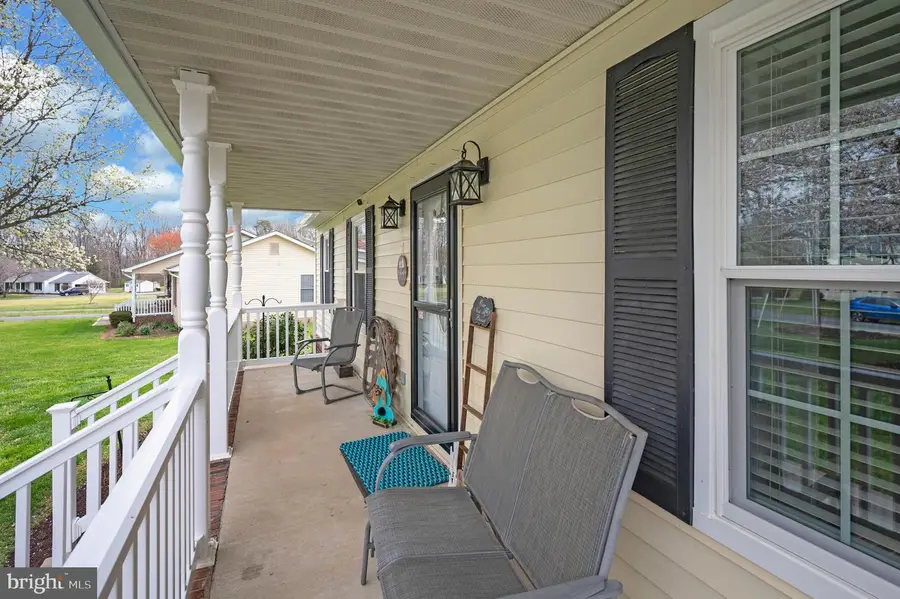 9504 Quail Meadows Dr, Spotsylvania, VA 22551 - #2