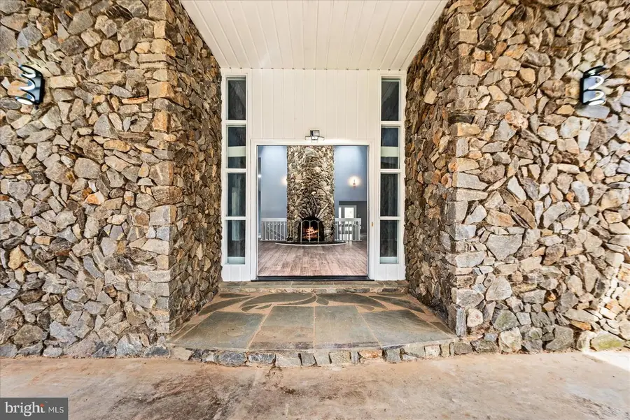 7621 River Rd, Fredericksburg, VA 22407 - #3