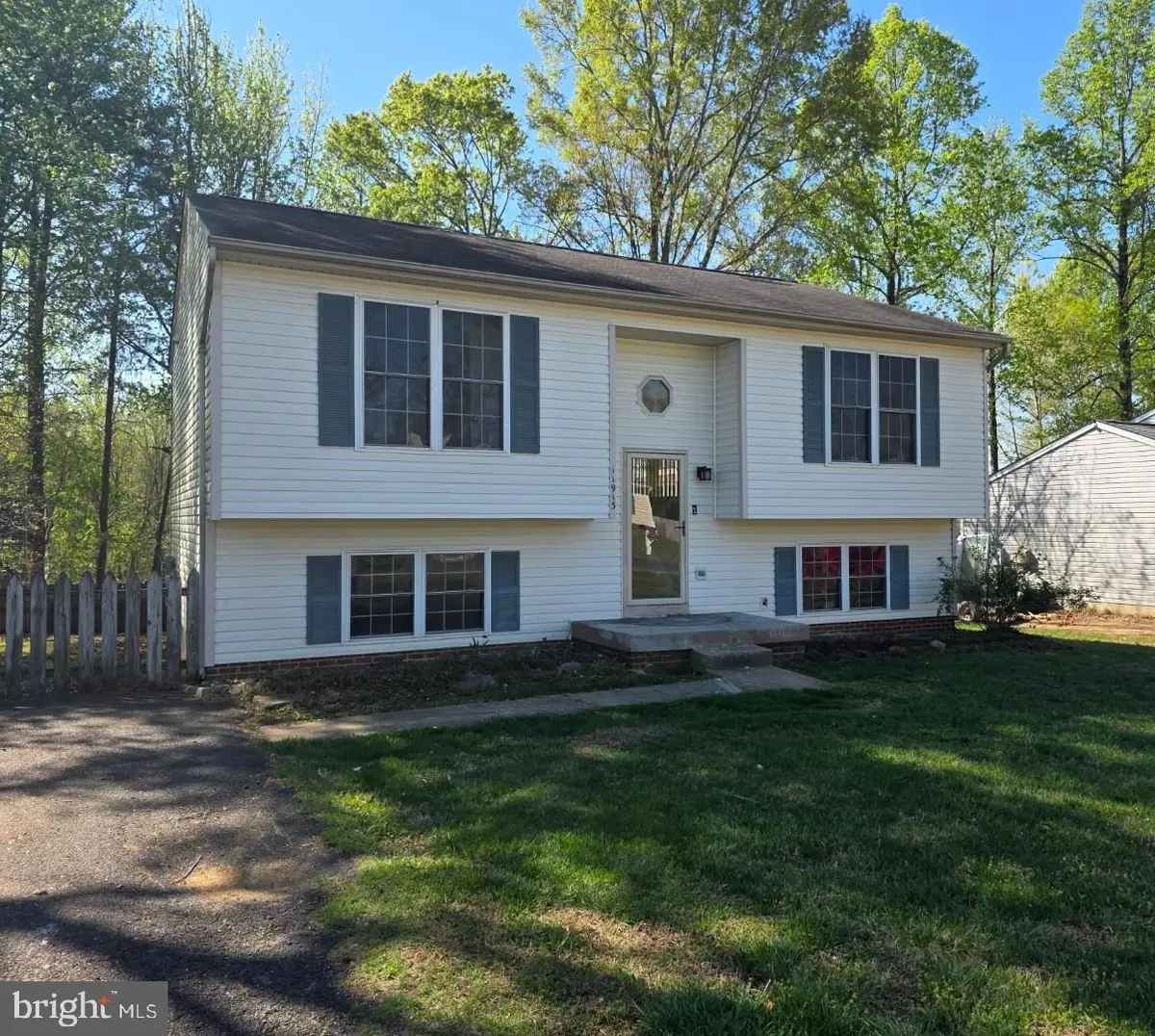 11913 Hunting Ridge Dr, Fredericksburg, VA 22407 - #1