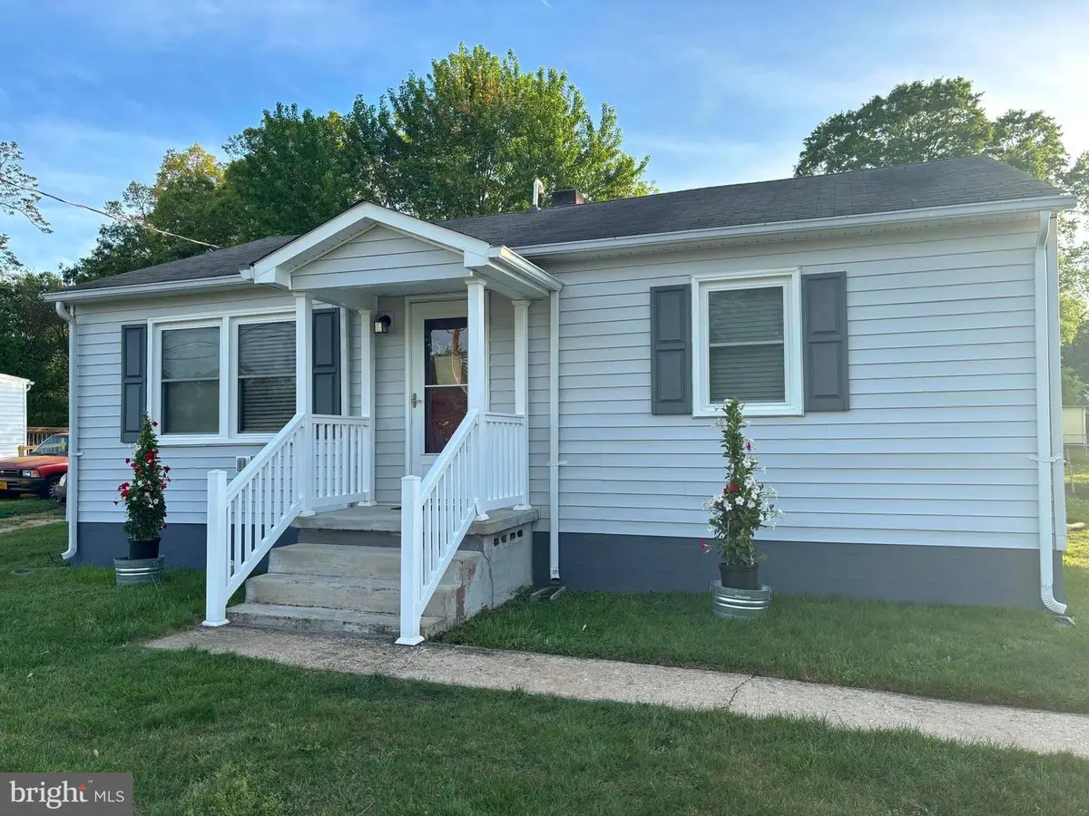 120 Mclaws St E, Fredericksburg, VA 22408 - #1