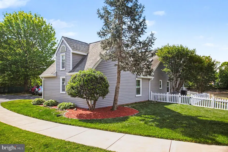 11701 Hampshire Ct, Fredericksburg, VA 22407 - #2