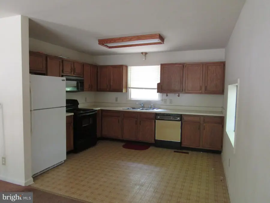 418 Cleveland Ct, Fredericksburg, VA 22407 - #2