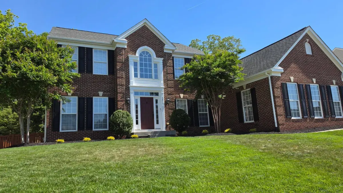 5815 Deep Creek Dr, Fredericksburg, VA 22407 - #1
