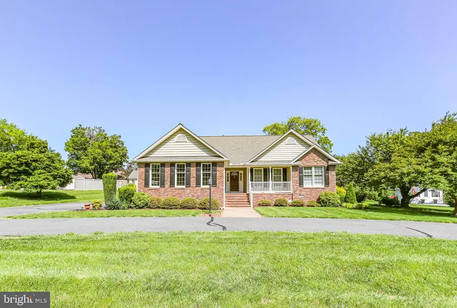 105 Brooke Dr, Fredericksburg, VA 22408 - #2