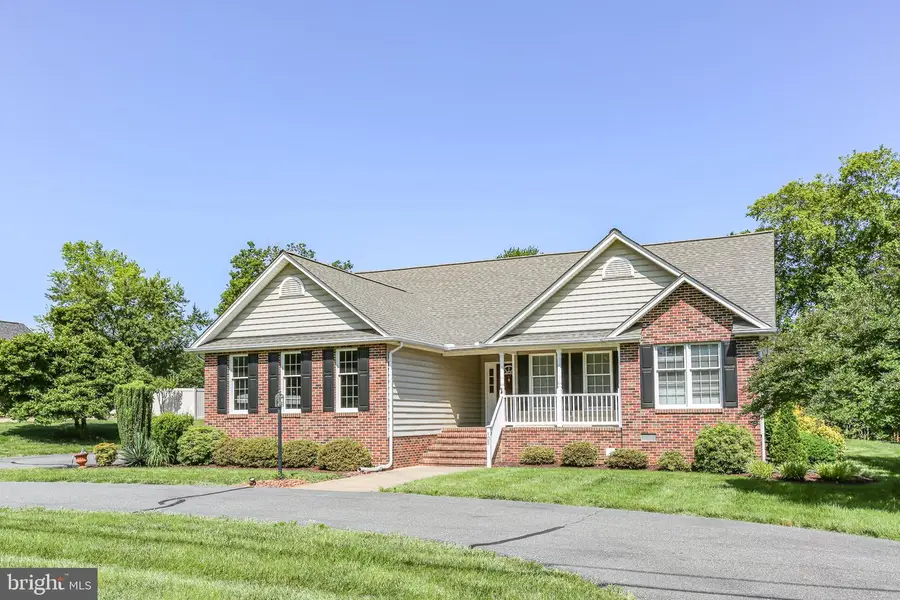 105 Brooke Dr, Fredericksburg, VA 22408 - #3