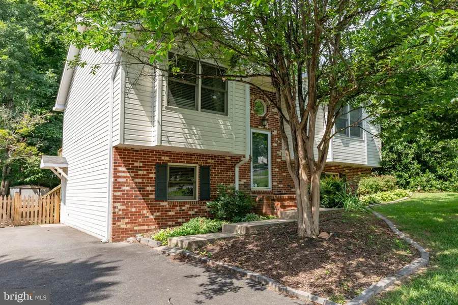 3116 Brown Hill Dr, Fredericksburg, VA 22408 - #2