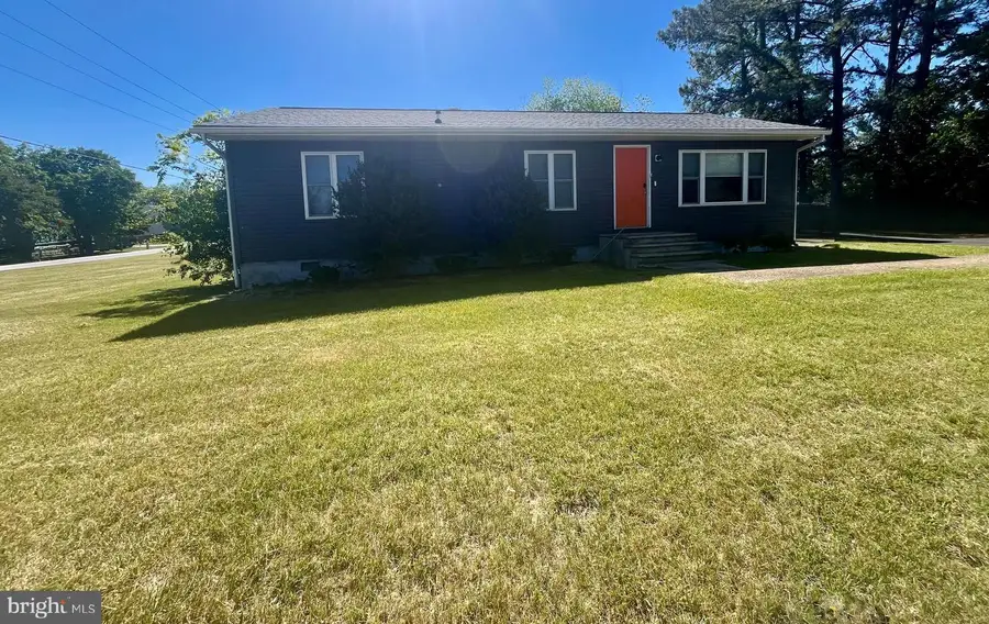 11635 Ashby Dr, Fredericksburg, VA 22407 - #2