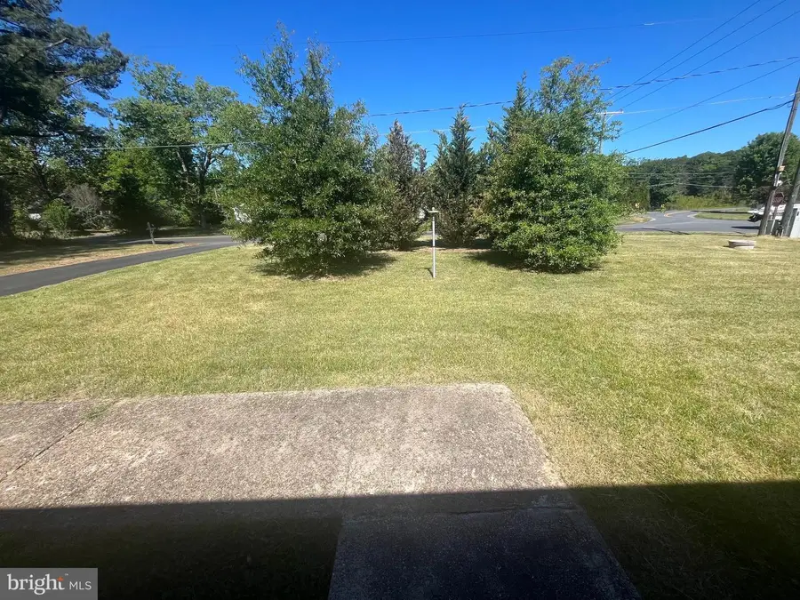 11635 Ashby Dr, Fredericksburg, VA 22407 - #3