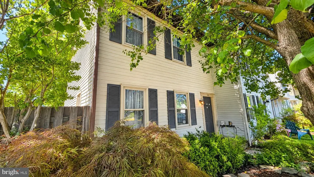 5215 Daffodil Dr, Fredericksburg, VA 22407 - #1