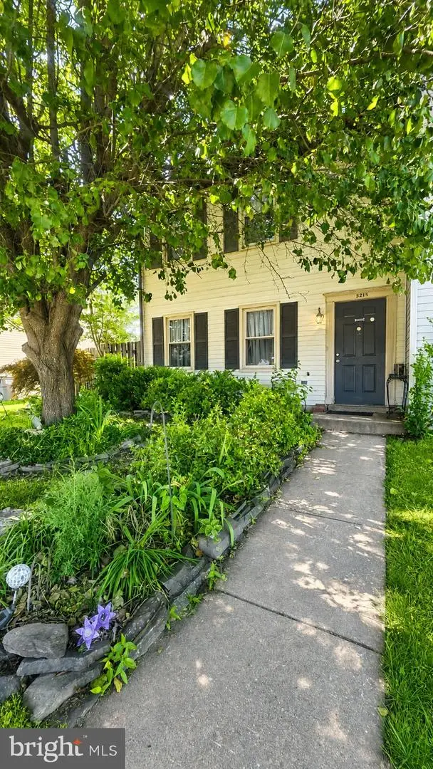 5215 Daffodil Dr, Fredericksburg, VA 22407 - #2