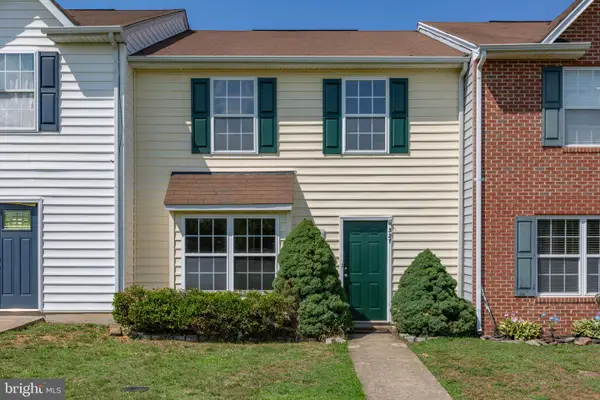 327 Ellery Ct, FREDERICKSBURG, VA 22408