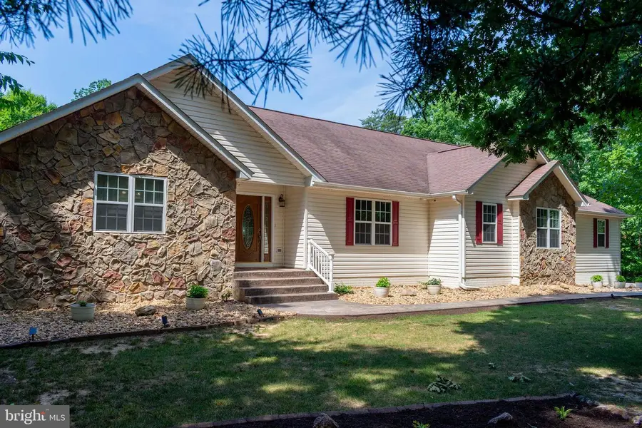 4602 Magnolia Harbour Dr, Spotsylvania, VA 22551 - #2
