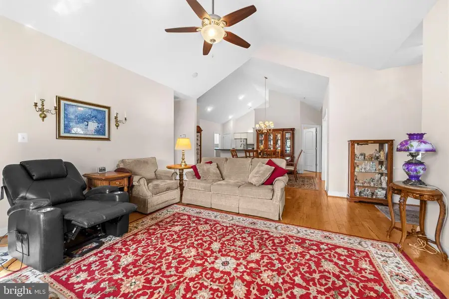 6233 Autumn Leaf Dr, Fredericksburg, VA 22407 - #2
