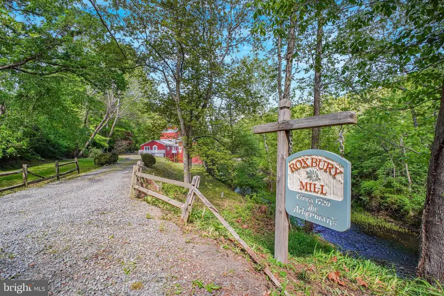 6908 Roxbury Mill Rd, Spotsylvania, VA 22551 - #2