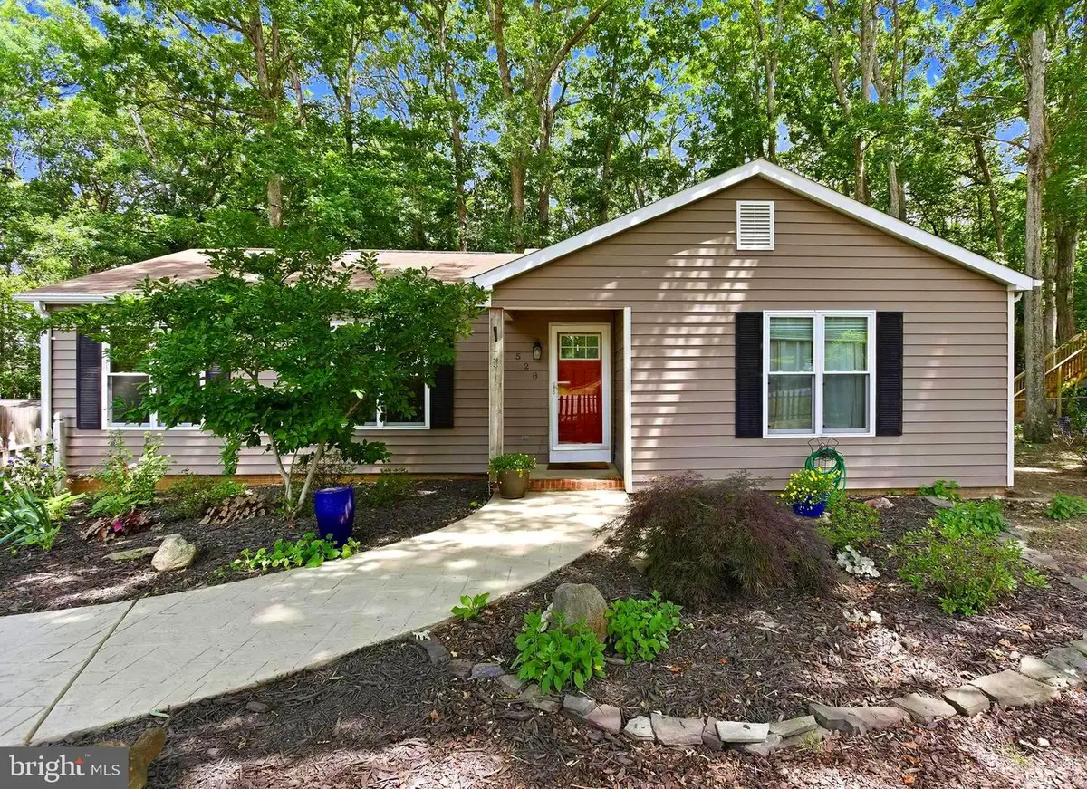 528 Pleasants Dr, Fredericksburg, VA 22407 - #1