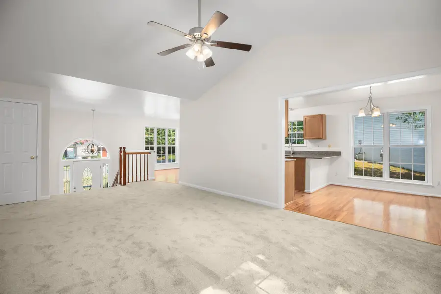9712 Gunston Hall Rd, Fredericksburg, VA 22408 - #2