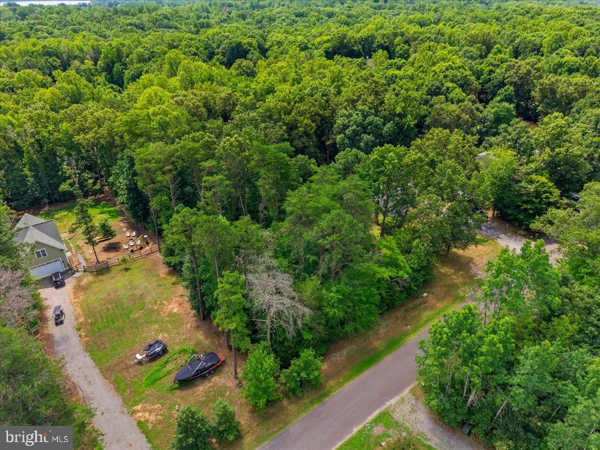 6109 Eds Rd, Mineral, VA 23117 - #1