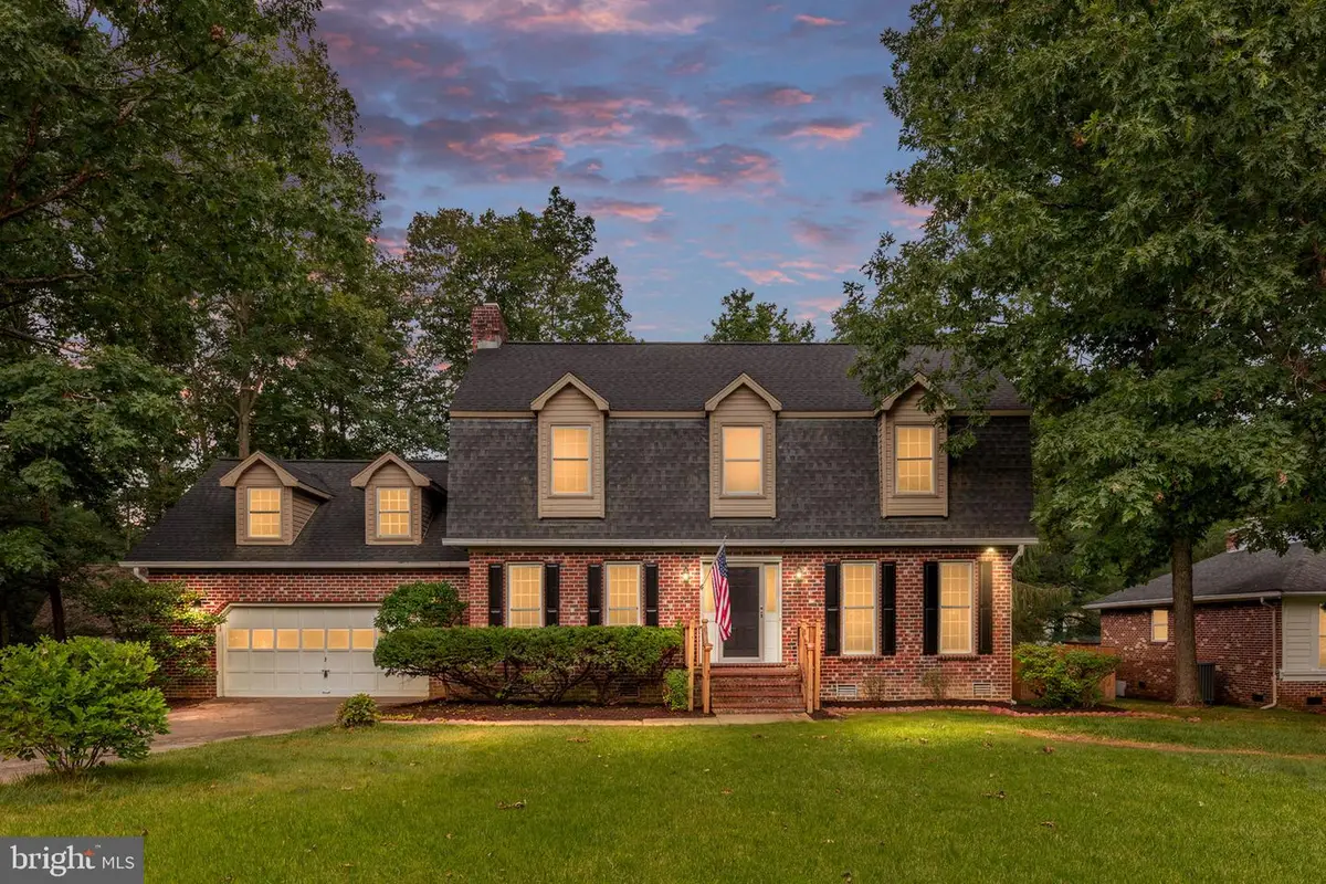 9 Sanford Cir, Fredericksburg, VA 22407 - #1