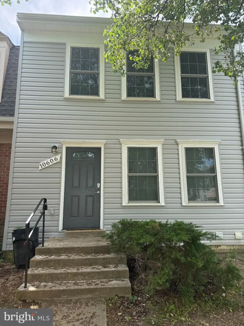 10606 Wakeman Dr, Fredericksburg, VA 22407 - #1
