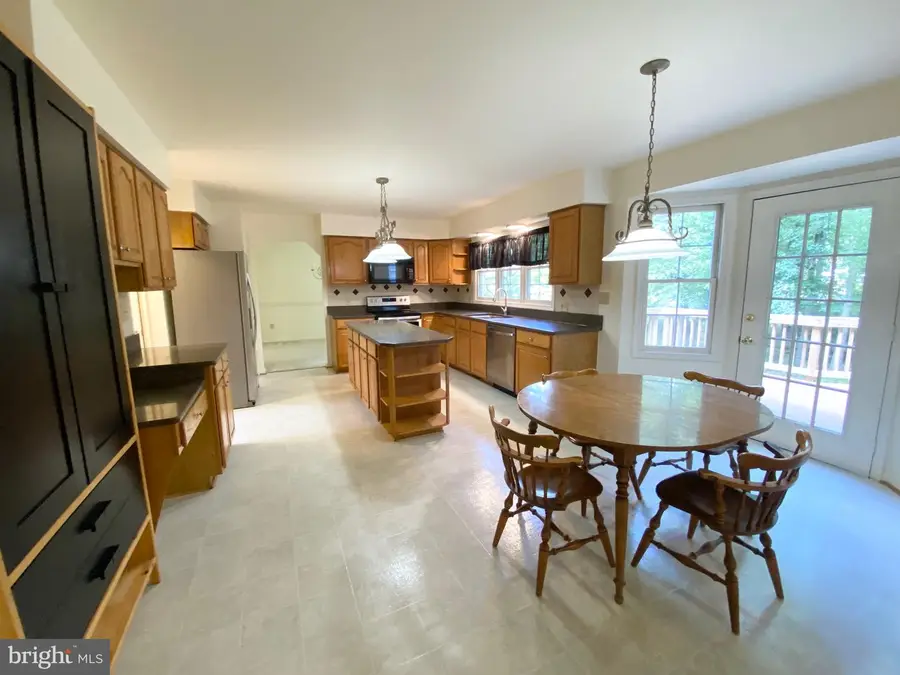 6611 Marsh Ct, Fredericksburg, VA 22407 - #3