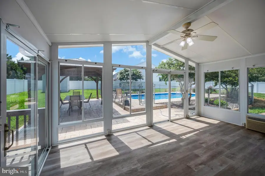 9804 Elm St, Fredericksburg, VA 22407 - #2