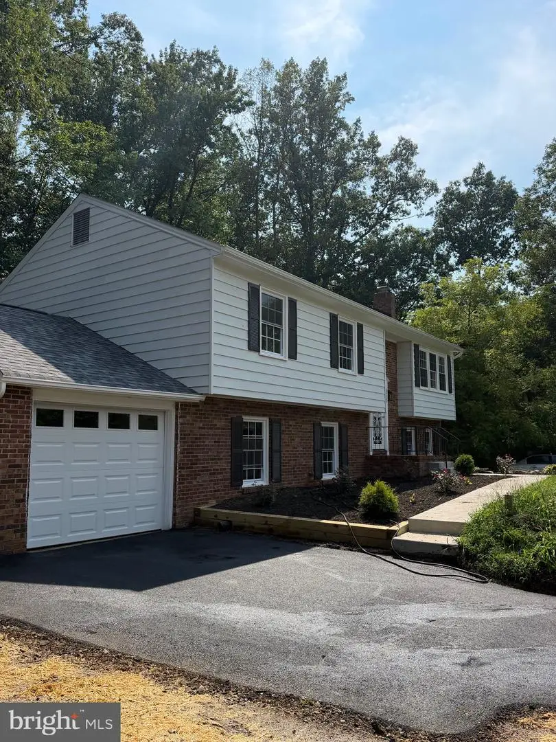 6702 Stansbury Ct, Fredericksburg, VA 22407 - #2