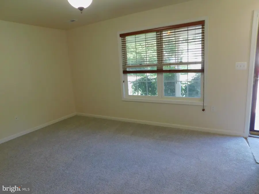 338 Fourth St, Fredericksburg, VA 22408 - #3