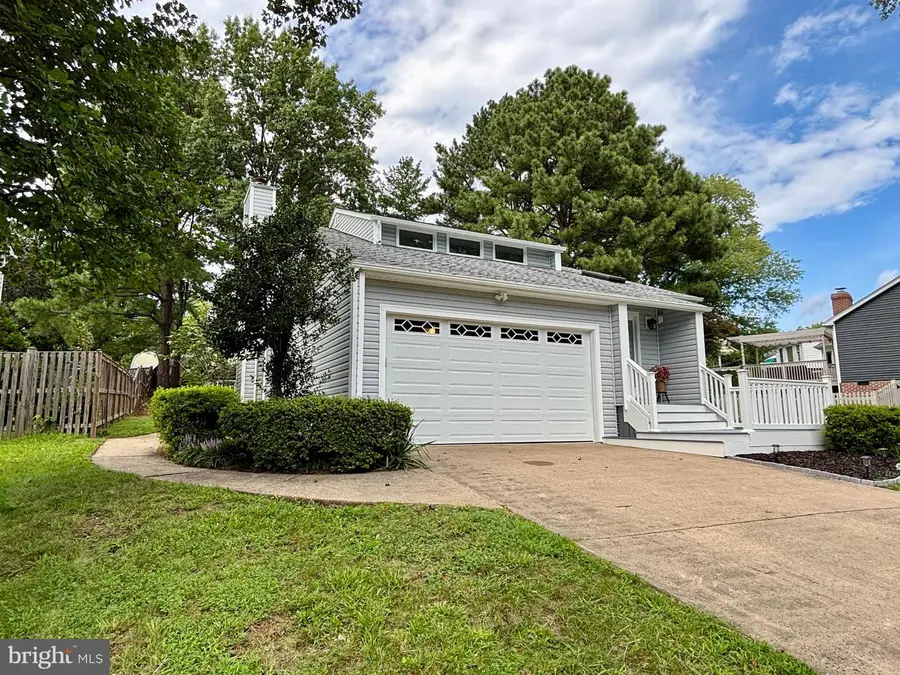 4 Trotter Cir, Fredericksburg, VA 22407 - #3