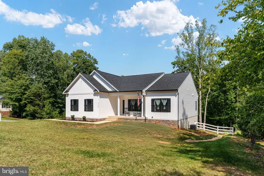 15318 Red Oak Ln, Mineral, VA 23117 - #2