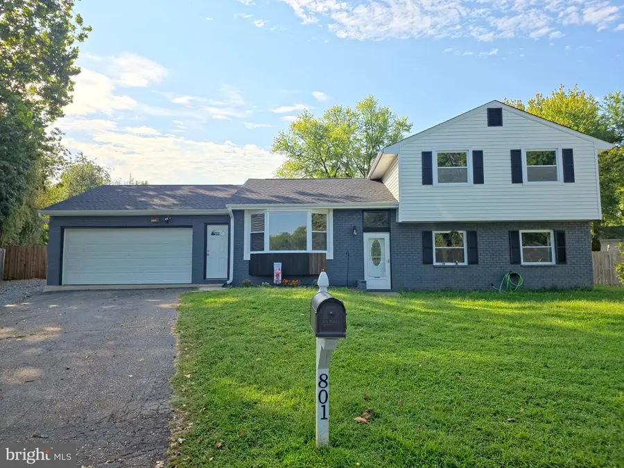 801 Galway Ln, Fredericksburg, VA 22407 - #2