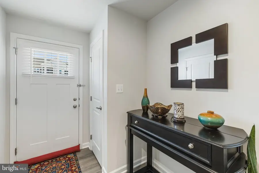9360 Tanfield Dr, Fredericksburg, VA 22408 - #3