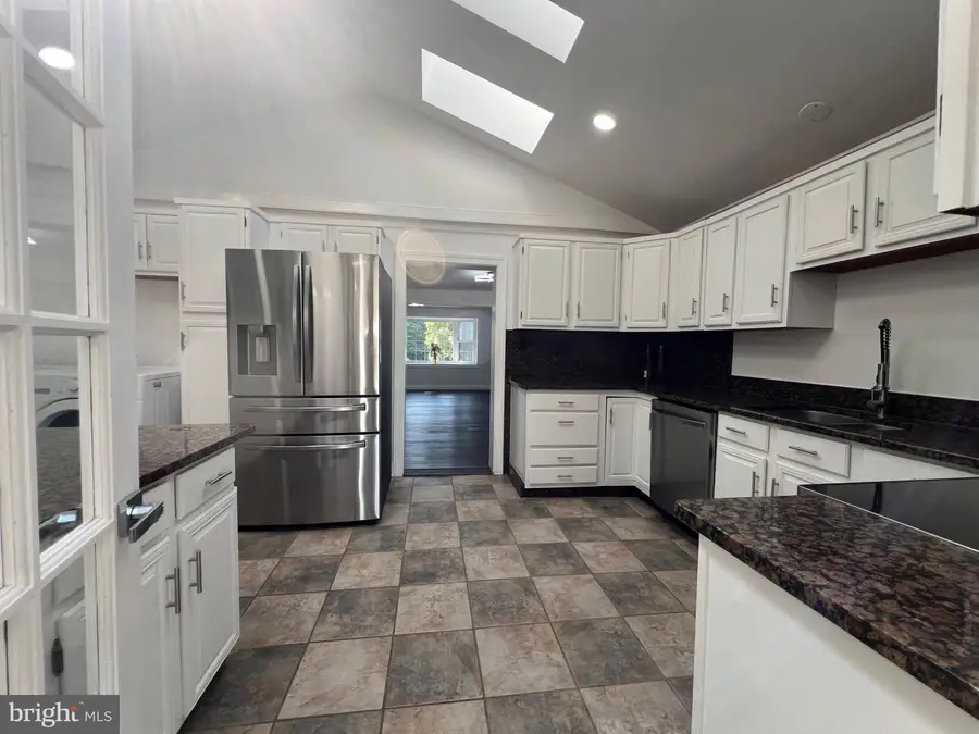9872 Red Hill, Spotsylvania, VA 22553 - #3