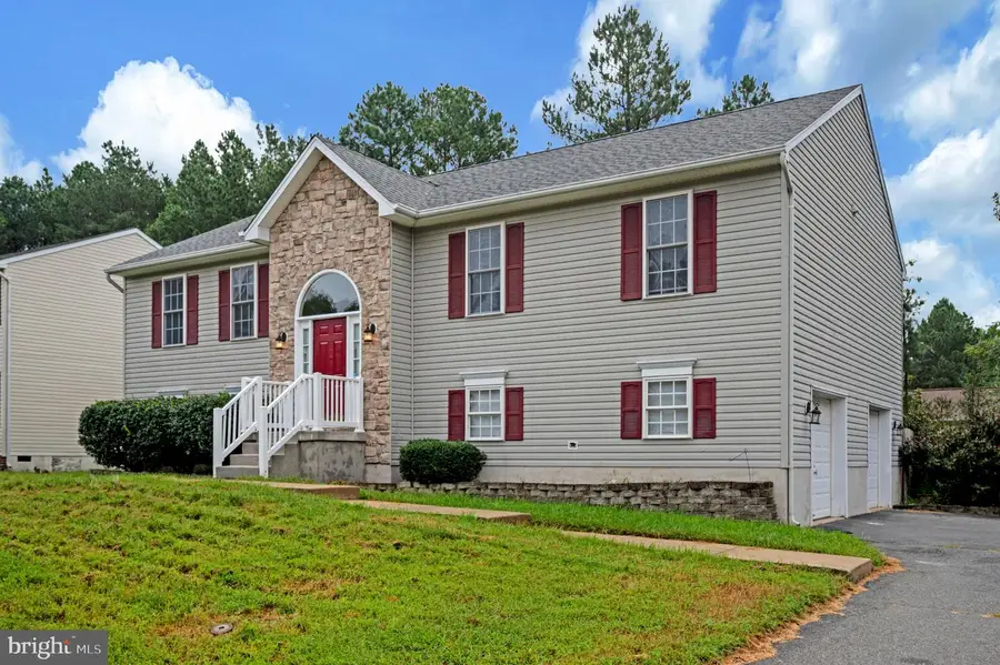3807 Lancaster Ring Rd, Fredericksburg, VA 22408 - #3