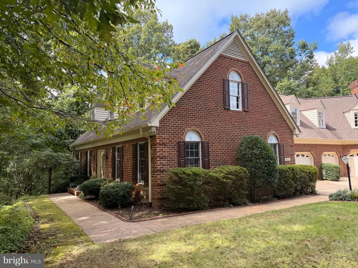10037 Altamont Cir, Fredericksburg, VA 22408 - #1