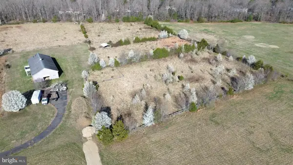 6611 Whispering Trl, SPOTSYLVANIA, VA 22551