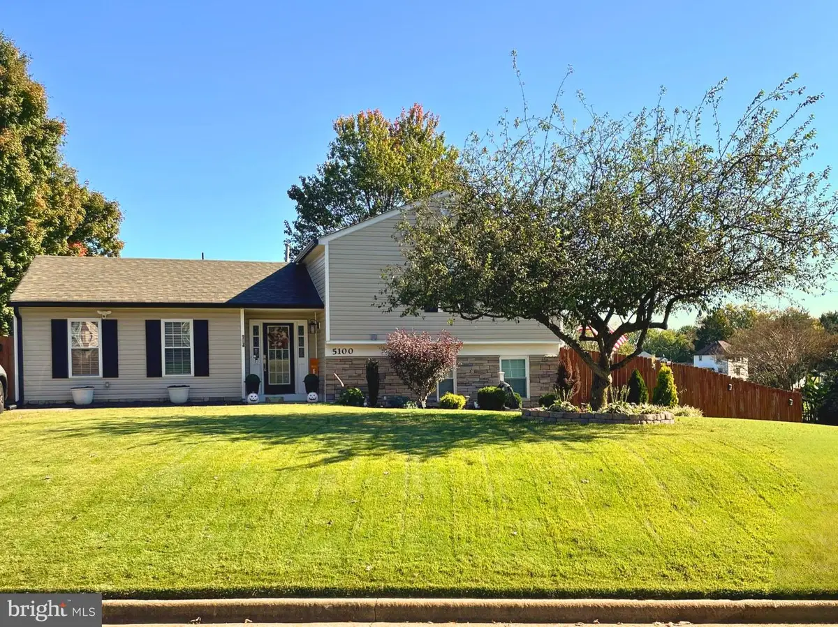5100 Macnamara Dr, Fredericksburg, VA 22407 - #1